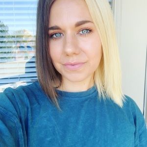 I’m Britt, welcome to my little corner of Poshmark